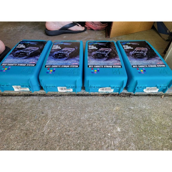 4 Vintage 80s 90s Retro Caboodles Metro Large Oval Travel CASSETTE HOLDERS Cases - Picture 7 of 10